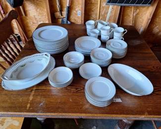 Noritake Crown Platino Fine China Dinnerware Collection