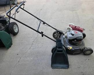 Craftsman 21 Gas Lawn Mower with Lawn Sprinkler Leaf Scoops