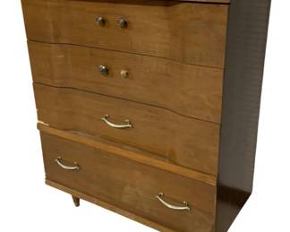 6136 - Mid-Century Johnson Carper 4 Drawer Chest (Description): Frame has some looseness from age and use. 43 x 36 x 18