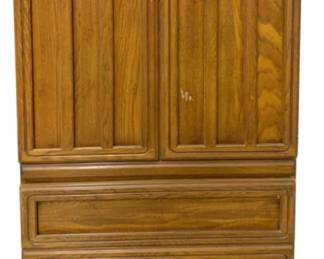 4759 - Mid-Century Lea Furniture Co Gentleman's Armoire (Description): 54 x 36 x 18