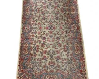 7564 - Karastan Wool Rug - 70 x 35 (Description): Floral Pattern w/ Fringe Detailing