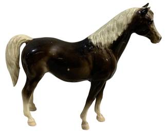 1764 - Breyer Diablo Mustang - 10.5 x 3 x 10