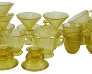 658 - Large Assorted Lot of Yellow Madrid Glass (Description): A large assorted lot of yellow Madrid glass.  This collection includes various pieces in  the popular Madrid pattern, all in a warm  yellow color. The lot contains multiple  pieces suitable for table service.
