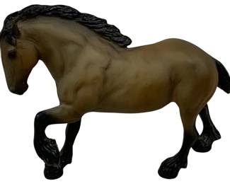1782 - Breyer Warlander Mare - 6 x 4.25 x 1.25