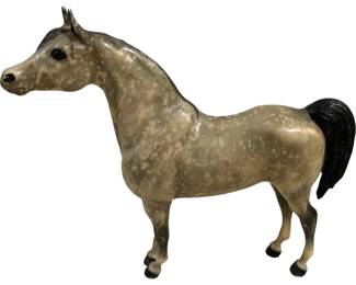 1752 - Breyer Proud Arabian Stallion - 10 x 11 x 3