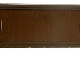 6231 - Mid Century Storage Chest (Description): 20 x 40 x 18