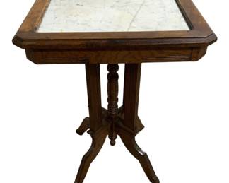 7580 - Victorian Marble Inset Parlor Table (Description): 29 x 22 x 17