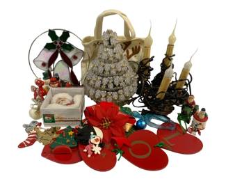 6634 - Lot of Assorted Christmas Decor (Description): Used as is electric/electronic/mechanical  item. No guarantee all components, untested.