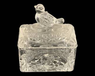5832 - Hofbauer Crystal Byrdes Trinket Box (Description): 2.25 x 1.5 x 3