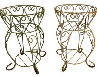 1393 - Pair of Metal Heart Planters - 19 x 12
