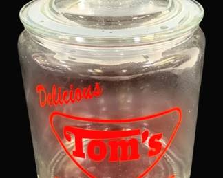 6388 - Tom's Peanuts Glass Store Jar - 10 x 7