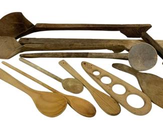5585 - Lot of Assorted Wooden Utensils