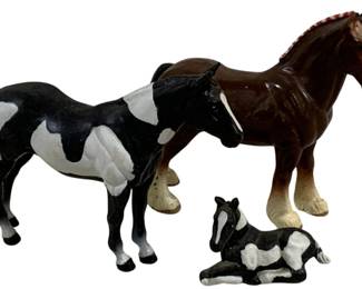 1727 - ERTL 3 Piece Lot Horses - 3.5 x 3.5 x 1