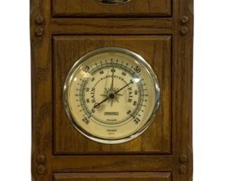 6852 - 6 Assorted Women's Purses6851 - Springfield Weather Station - 20 x 8 (Description): Used as is electric/electronic/mechanical  item. No guarantee all components, untested.