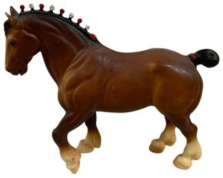 1757 - Breyer Fighting Stallion - 9 x 10.5 x 3