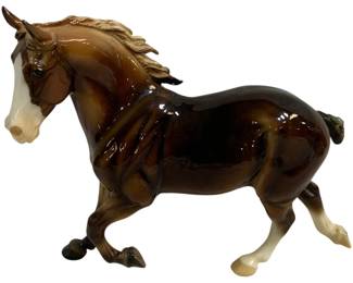 1750 - Breyer Sarsaparilla Horse - 11 x 10 x 3