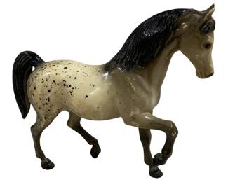 1759 - Breyer King Fighting Stallion - 10 x 9 x 3