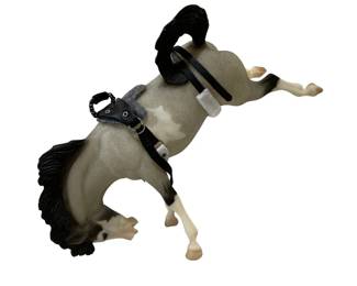 1774 - Breyer Bucking Bronco - 8.5 x 5 x 2