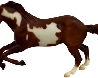 1780 - Breyer Wahoo king Horse -10 x 6 x 2