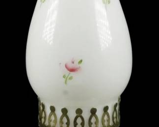 654 - Milk Glass Lamp 12" (Description): Milk glass lamp measuring 12 inches in  height. Features a bulbous glass shade with a  ruffled rim, brass fittings, and a matching  milk glass base with scalloped edges. Used as  is electric/electronic/mechanical item. No guarantee all components present, untested.