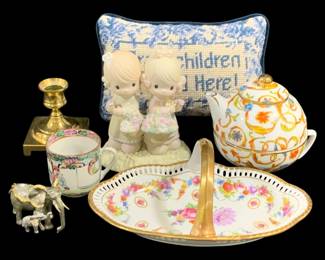 6837 - Lot of Assorted Decor Items