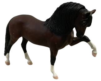 1760 - Breyer Copperfoc Celtics Warrior Horse (Description): 8 x 10.5 x 3