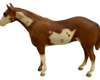1758 - Breyer Chestnut Pinto - 11 x 7 x 3