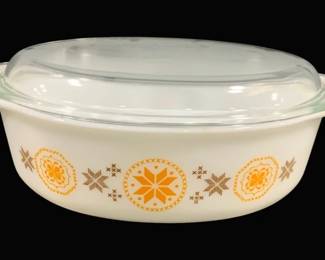 5568 - Pyrex Town & Country Oval Casserole w/ Lid (Description): 12.5 x 8 x 4.5