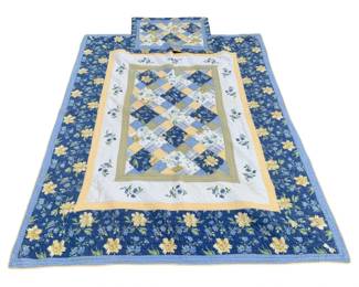 5618 - Laura Ashley Floral Quilt w/ Pillow Sham (Description): Quilt - 69 x 85.5 Pillow Sham - 30 x 24