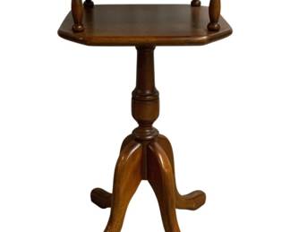 7534 - Vintage Two Tiered Side Table - 24 x 14 (Description): Features Classic Tripod Base.