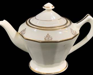 6811 - Vintage Fraunfelter Thermo Proof Teapot - 8 x 10.5