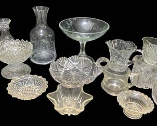 6737 - Assorted Glass Items