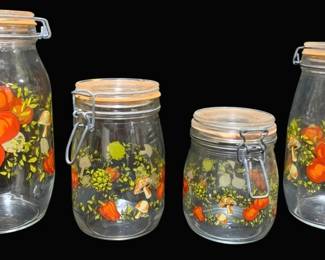 334 - 4 Vintage Arc Spice of Life Glass Canisters (Description): 10 x 4