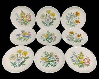 6824 - 9 Vohenstrauss Bavarian Plates - 7.75" Round