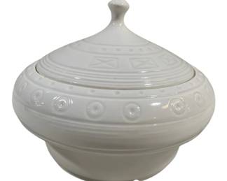 1367 - California Pottery Covered Bowl - 6.5 x 8