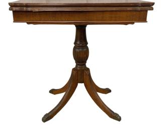 4765 - Duncan Phyfe Flip Top Game Table (Description): 29 x 29 x 29 open size