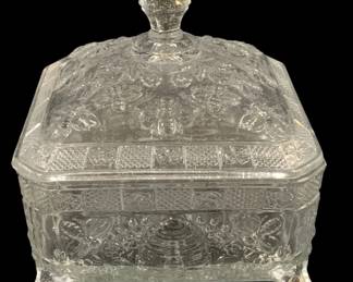 5803 - Indiana Glass "Bee Hive" Honey Dish (Description): 5.5 x 5.5 x 6