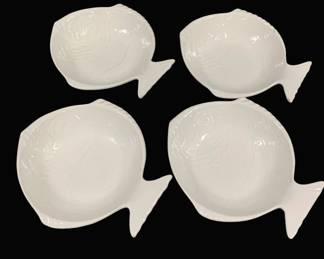 5613 - 4 Fish Plates - 10.5 x 9.5