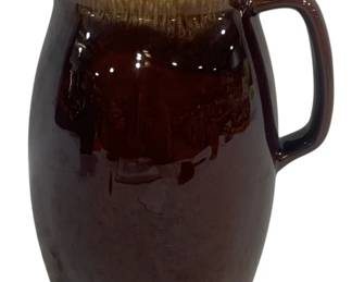 5886 - Hull Pottery Pitcher - 9 x 7