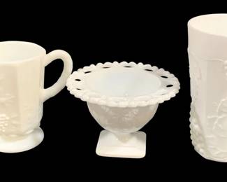 5947 - 3 Milk Glass Items