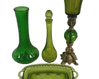 5524 - 4 Vintage Green Glass Items