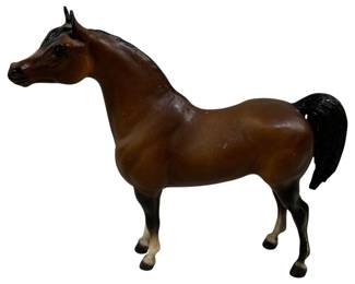 1755 - Breyer Fighting Stallion - 10 x 10.5 x 3