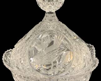 5797 - Hofbauer "The Byrdes" Crystal Bowl w/ Lid (Description): 9 x 7