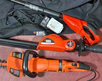 (2pc) BLACK & DECKER CORDED AND CORDLESS HEDGE TRIMMER SET