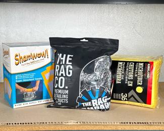 (3pc) ASSORTED SHAMWOW, KIRKLAND SIGNATURE, AND THE RAG COMPANY MICROFIBER TOWELS