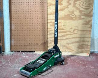 DAYTONA 2 TON ALUMINUM LOW PROFILE FLOOR JACK