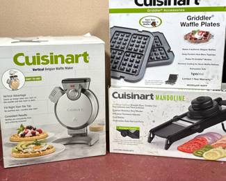 (3pc) CUISINART VERTICAL BELGIAN WAFFLE MAKER, GRIDDLER WAFFLE PLATES, AND MANDOLINE