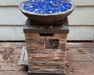 PROPANE OUTDOOR FIRE COLUMN WITH BLUE GLASS MEDIA AND COVER