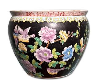 CHINESE FAMILLE NOIRE PORCELAIN FISH BOWL PLANTER