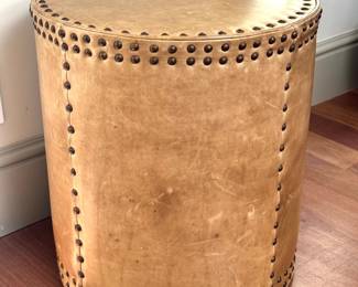 Lee Industies Leather Stoll